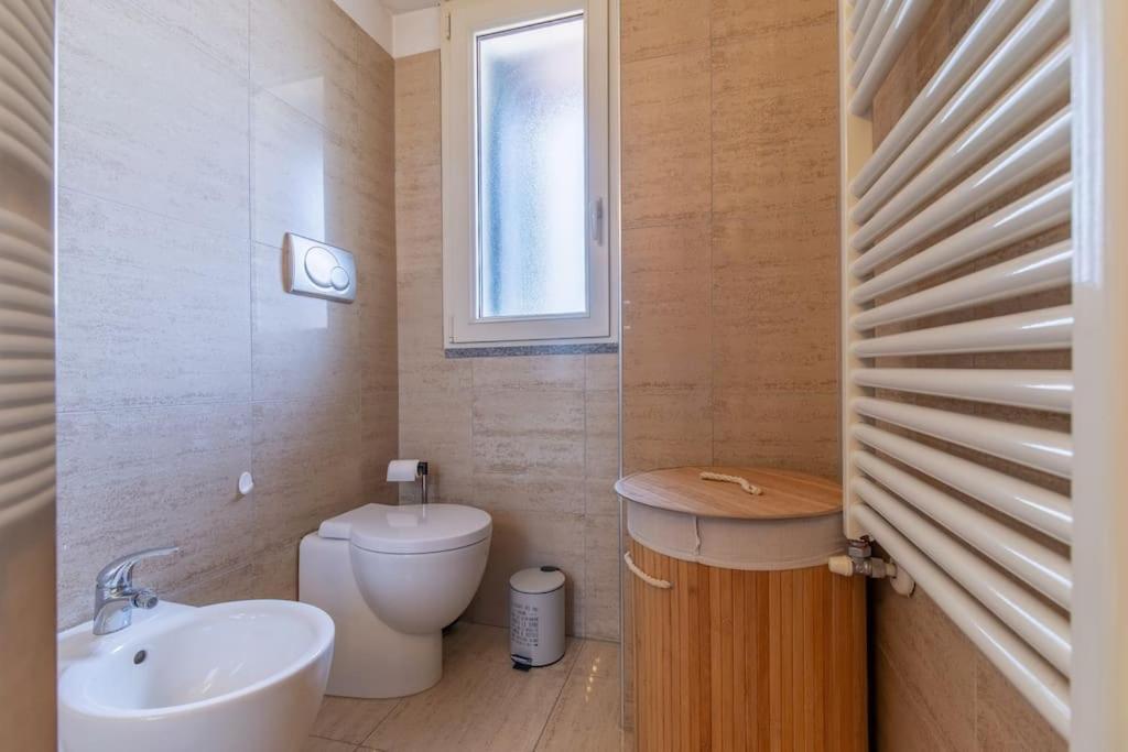 Апартаменти Unique & Strategic Flat, 50M From M4 Station Мілан Екстер'єр фото